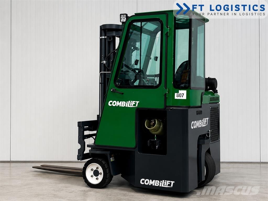 Combilift CB2500 | GAS | TRIPLEX 4900MM | FULL-CABIN | FREE- Four-way truck