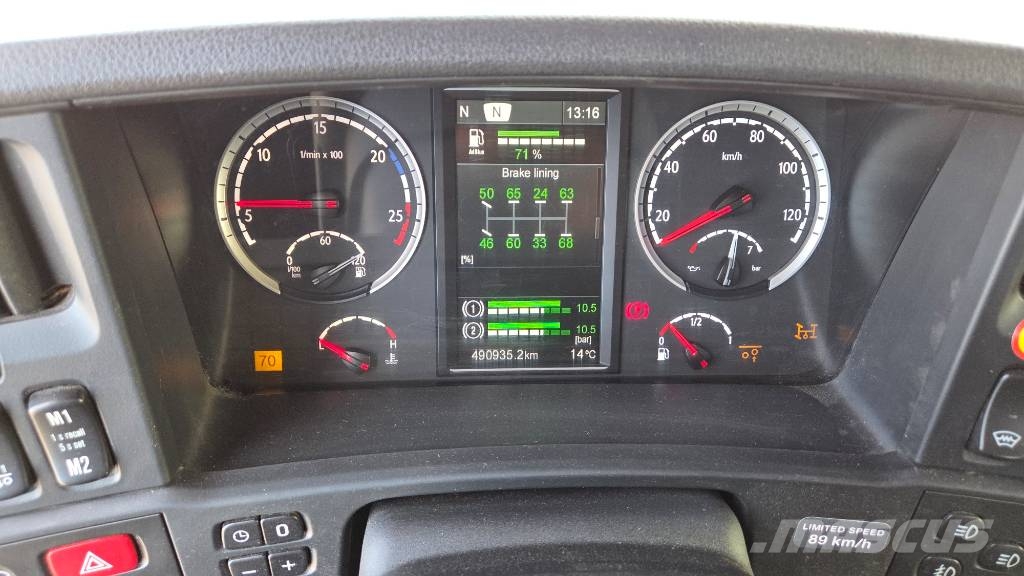 Scania P450 8X4*4 Camiones elevadores de gancho