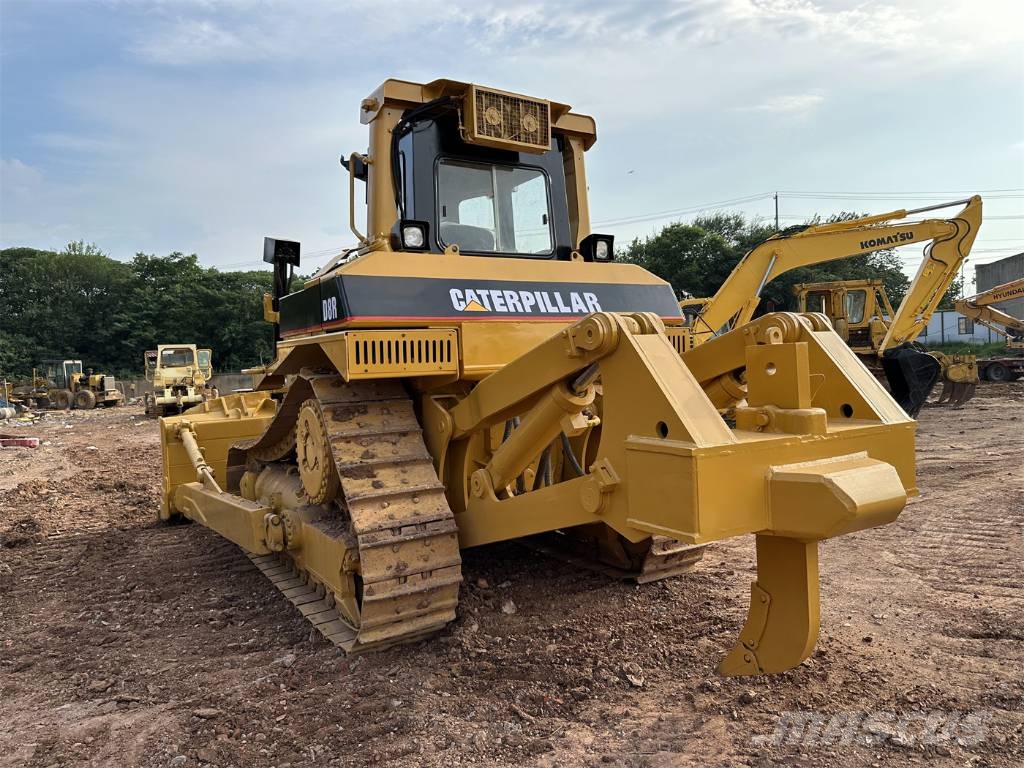 CAT D8R Buldožerji goseničarji