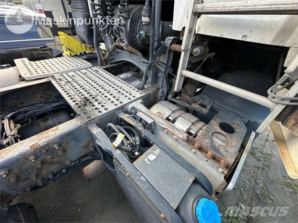 Volvo FH 牵引车