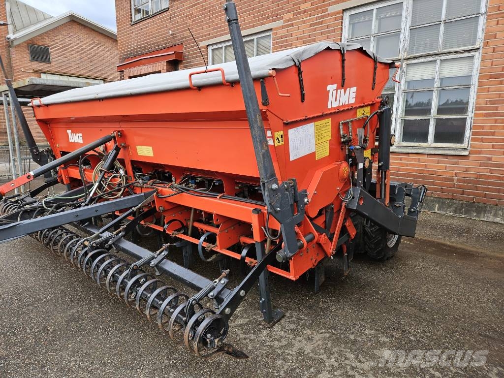 Tume Combimaster 4000 Semoir combiné