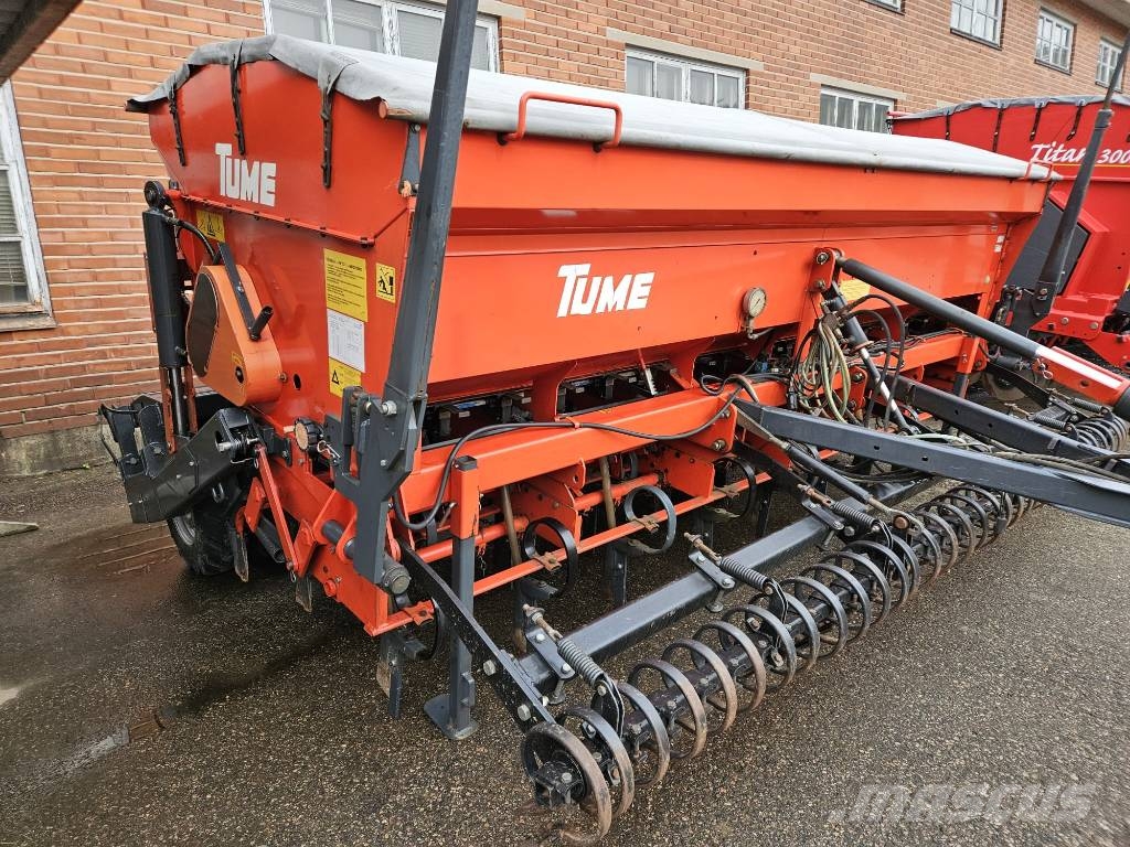 Tume Combimaster 4000 Semoir combiné