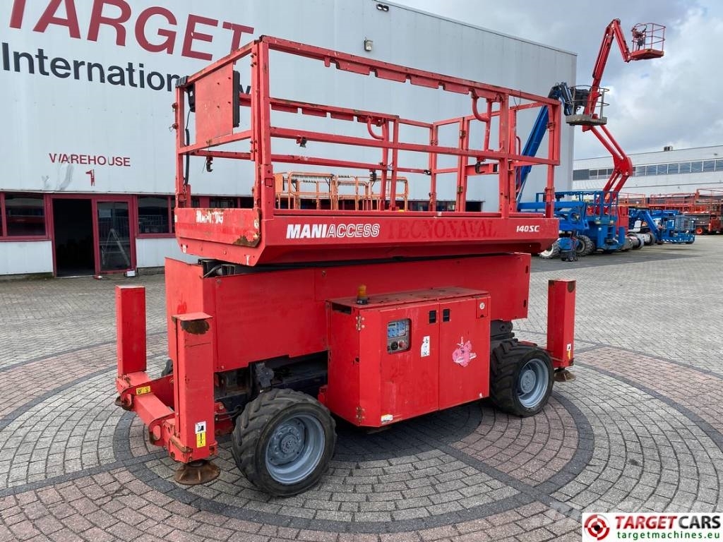 Manitou 140SC Diesel 4x4 Scissor Work Lift 1412cm Škaraste platforme
