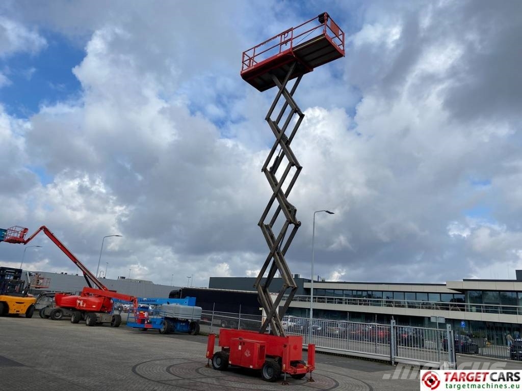 Manitou 140SC Diesel 4x4 Scissor Work Lift 1412cm Škaraste platforme