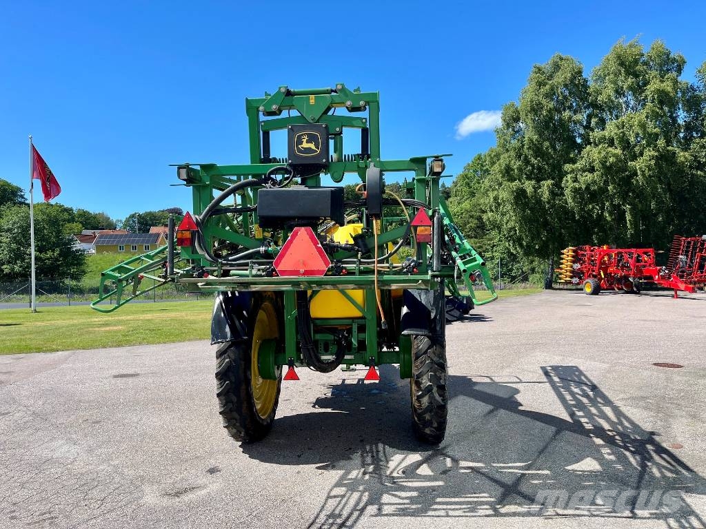 John Deere 724 Dragna sprutor