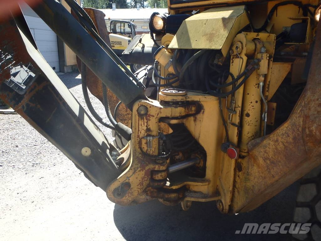 Volvo BM 6300 4x4 Retrocargadoras
