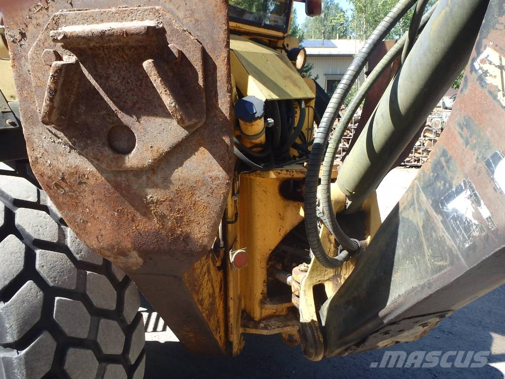 Volvo BM 6300 4x4 Retrocargadoras