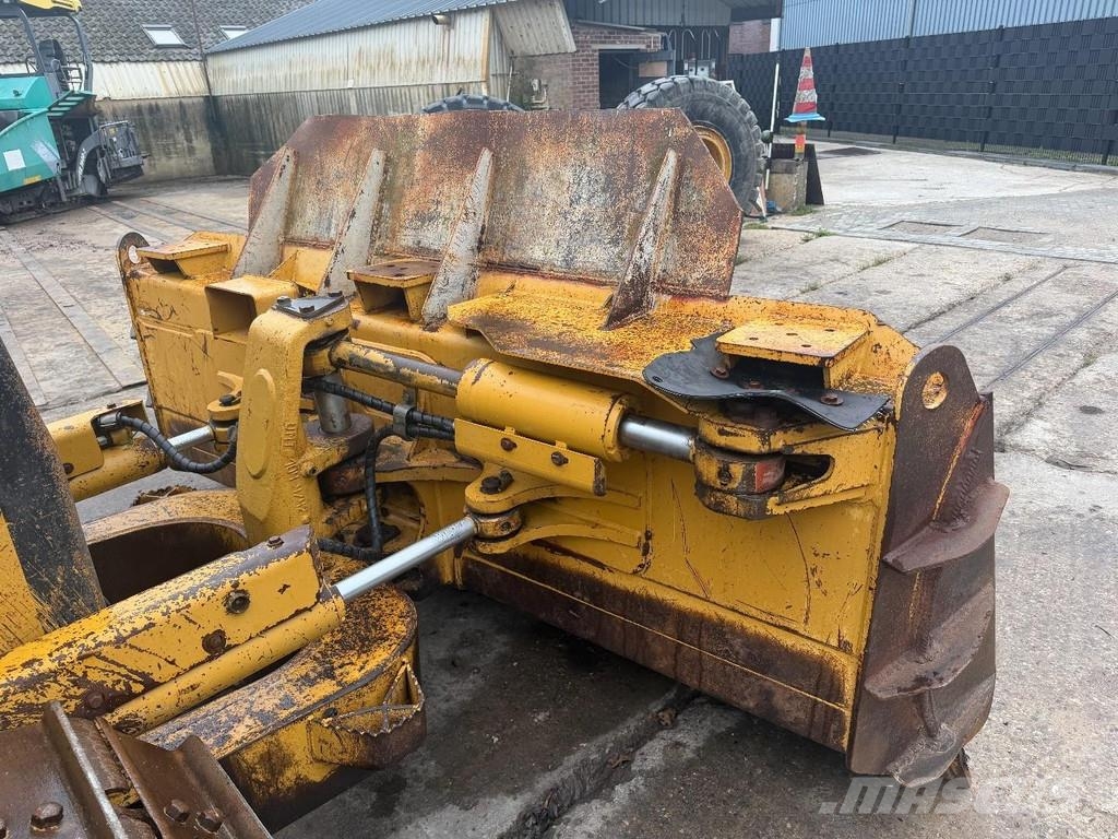 CAT D6K XL Ripper valve // Good condition Rupsdozers