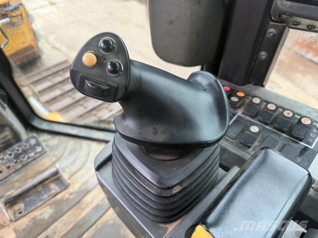 CAT D6K XL Ripper valve // Good condition Rupsdozers