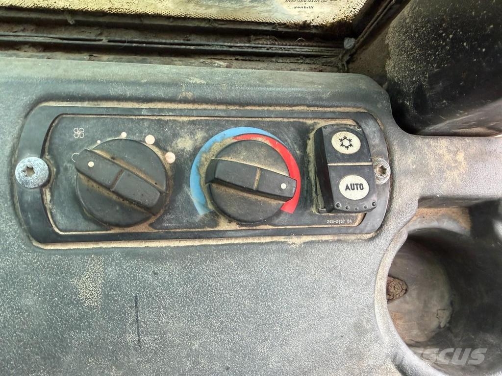 CAT D6K XL Ripper valve // Good condition Rupsdozers