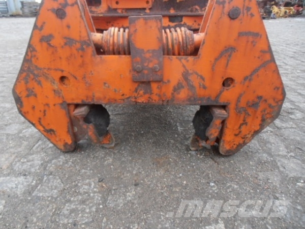 Chwytak HYDRAULICZNY DO PODKŁADÓW KOLEJOWYCH Schienen Wartung