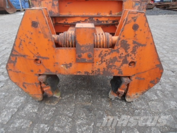 Chwytak HYDRAULICZNY DO PODKŁADÓW KOLEJOWYCH Schienen Wartung