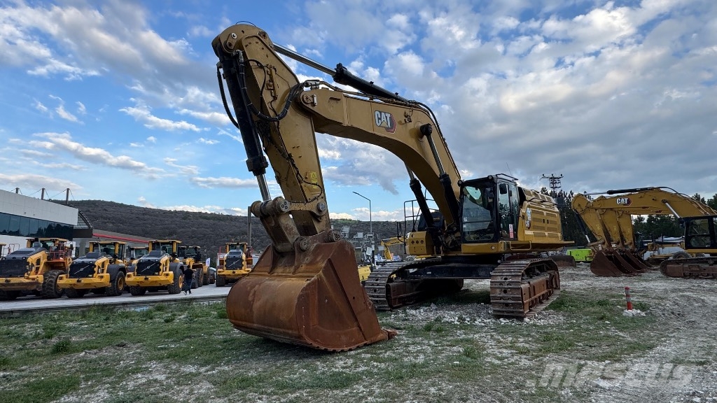 CAT 374 Rupsgraafmachines