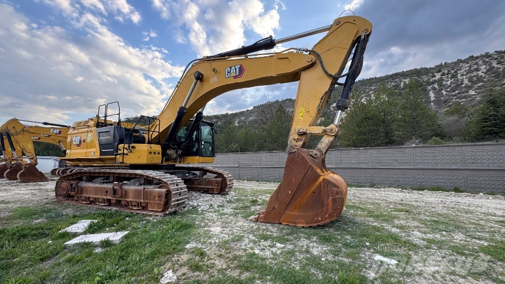 CAT 374 Rupsgraafmachines
