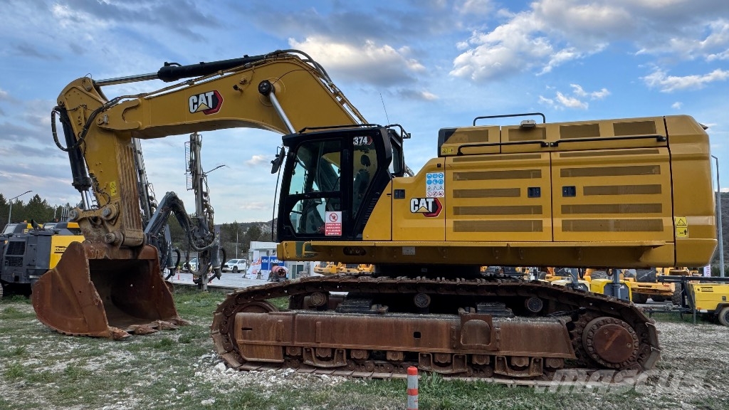 CAT 374 Rupsgraafmachines