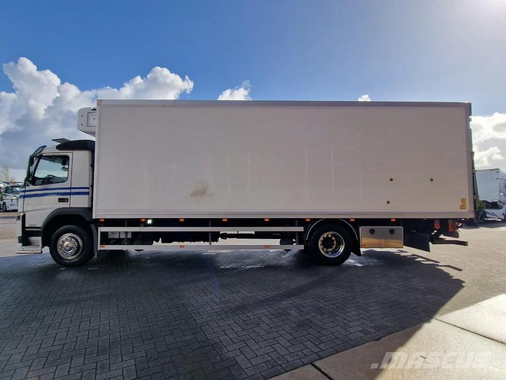 Volvo FM 330 4x2 - Carrier Supra 1250 MT - Loadlift - Fu Kühlkoffer