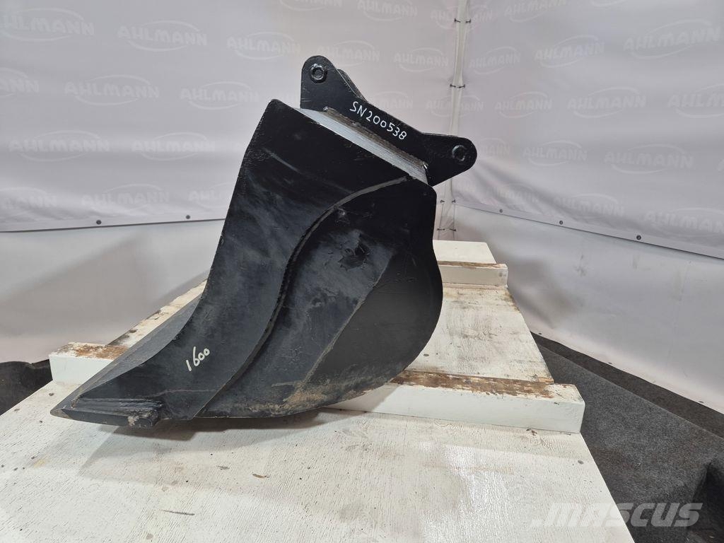  S45 Slotenbak Engcon schuine achterzijde دلاء