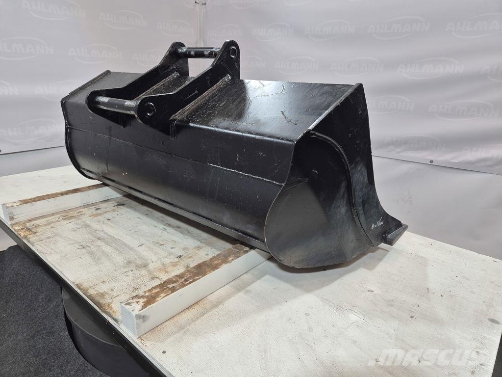  S45 Slotenbak Engcon schuine achterzijde دلاء