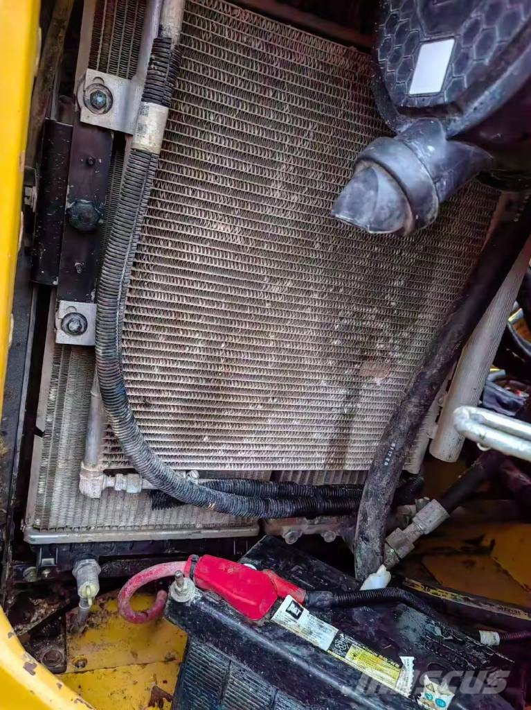CAT 307 대형 굴삭기 29톤 이상