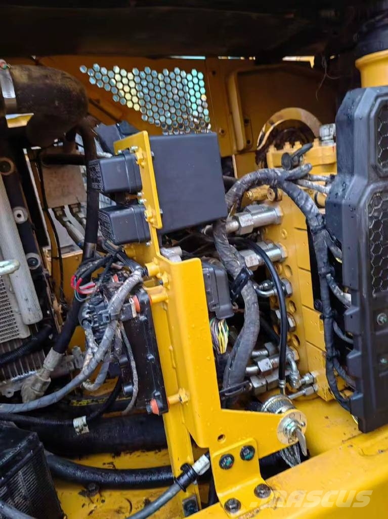 CAT 307 대형 굴삭기 29톤 이상
