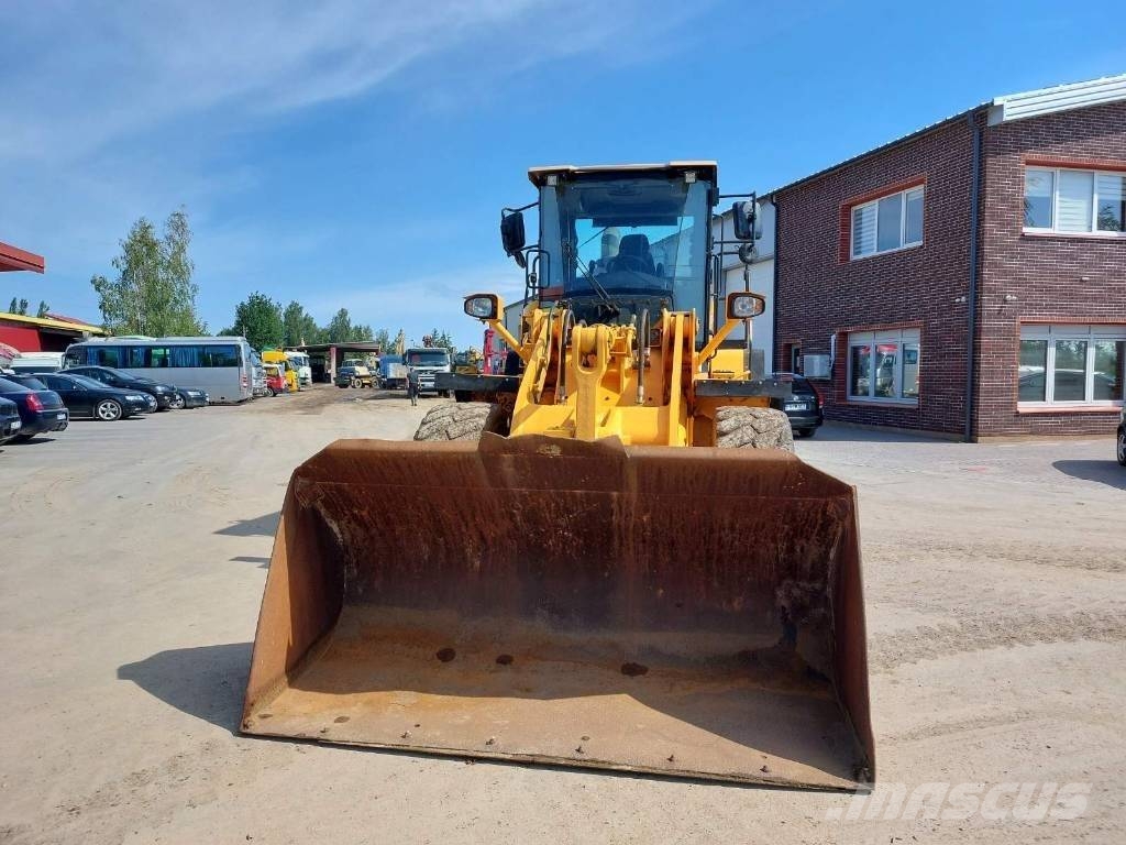 Hyundai HL 955 لوادر بعجل