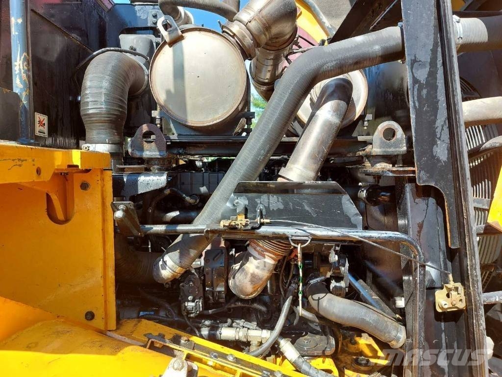 Hyundai HL 955 لوادر بعجل