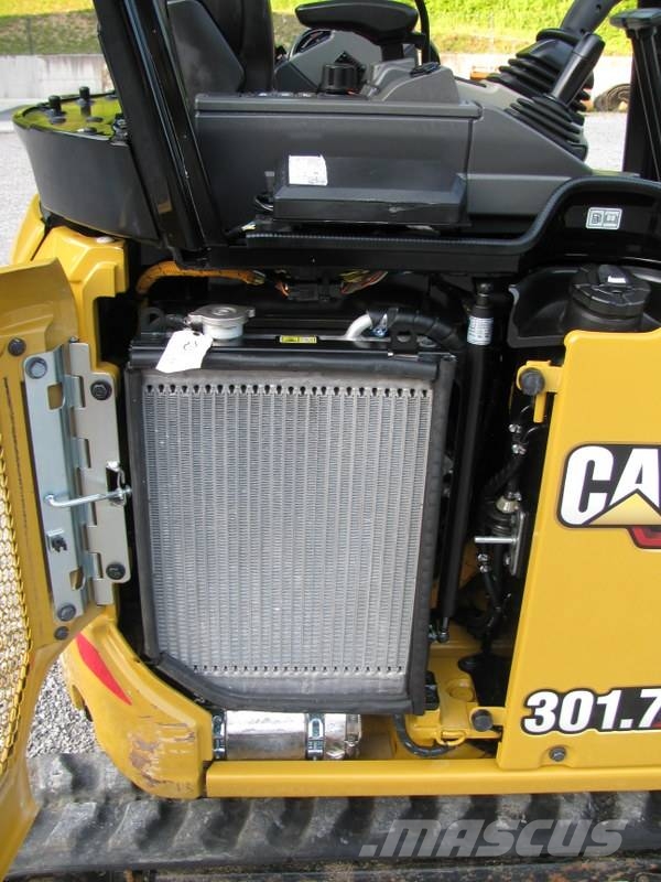 CAT 307.7CR Powertillt 2 žlici 450 delovnih ur Mini excavatoare < 7t
