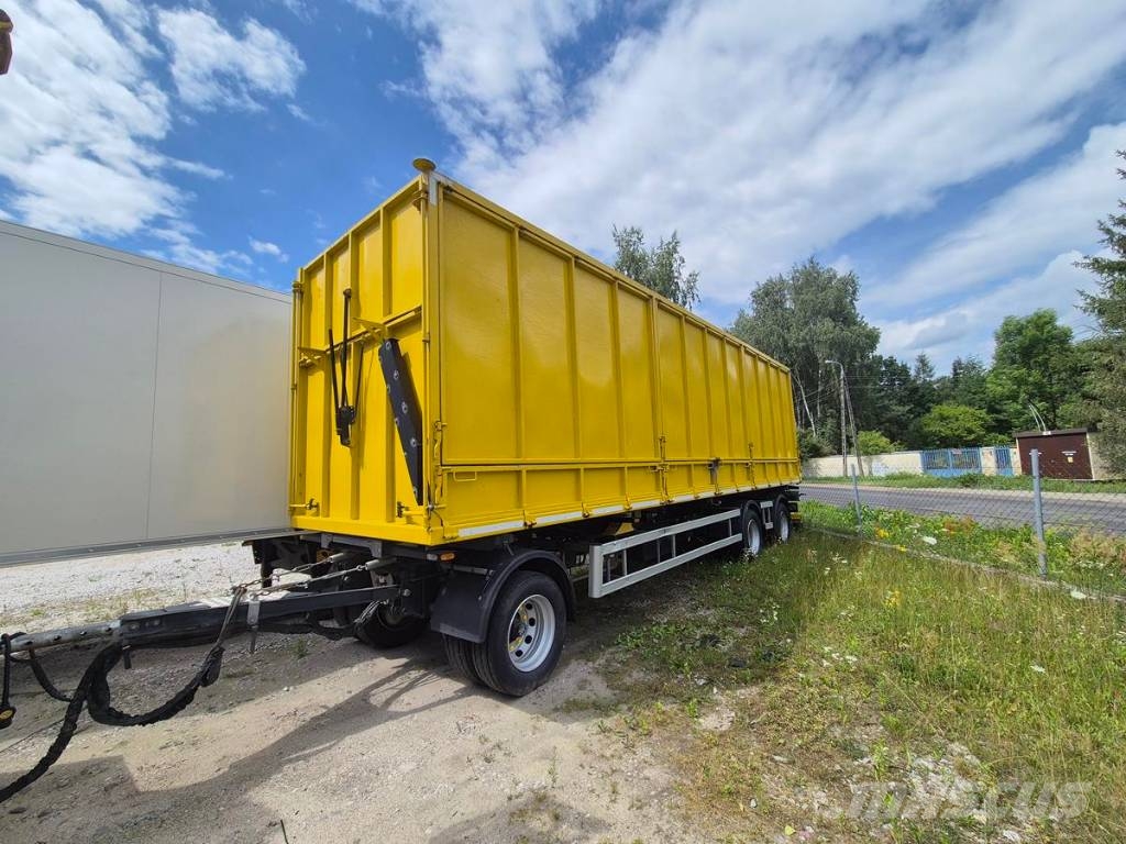 Volvo FMX540 6x6 / 34 tho. km/ WUST SMC-812 wood chipper ماكينات تقطيع أخشاب الحراجة