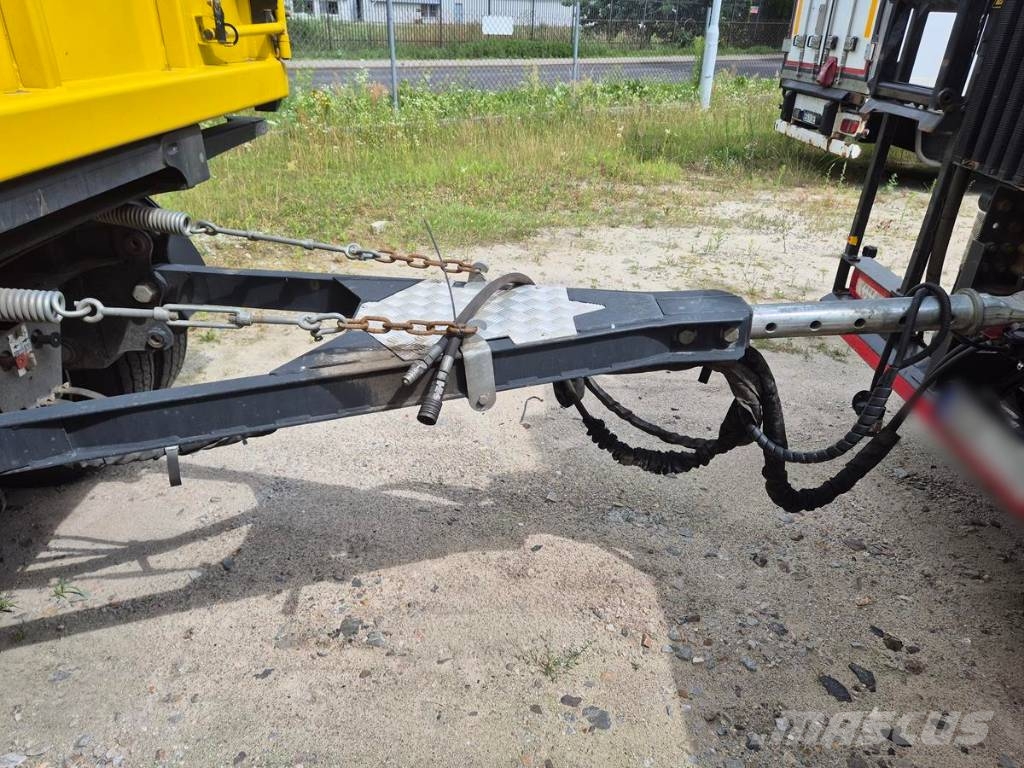 Volvo FMX540 6x6 / 34 tho. km/ WUST SMC-812 wood chipper ماكينات تقطيع أخشاب الحراجة