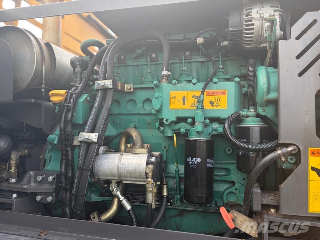 Volvo EW 140 B Bageri točkaši