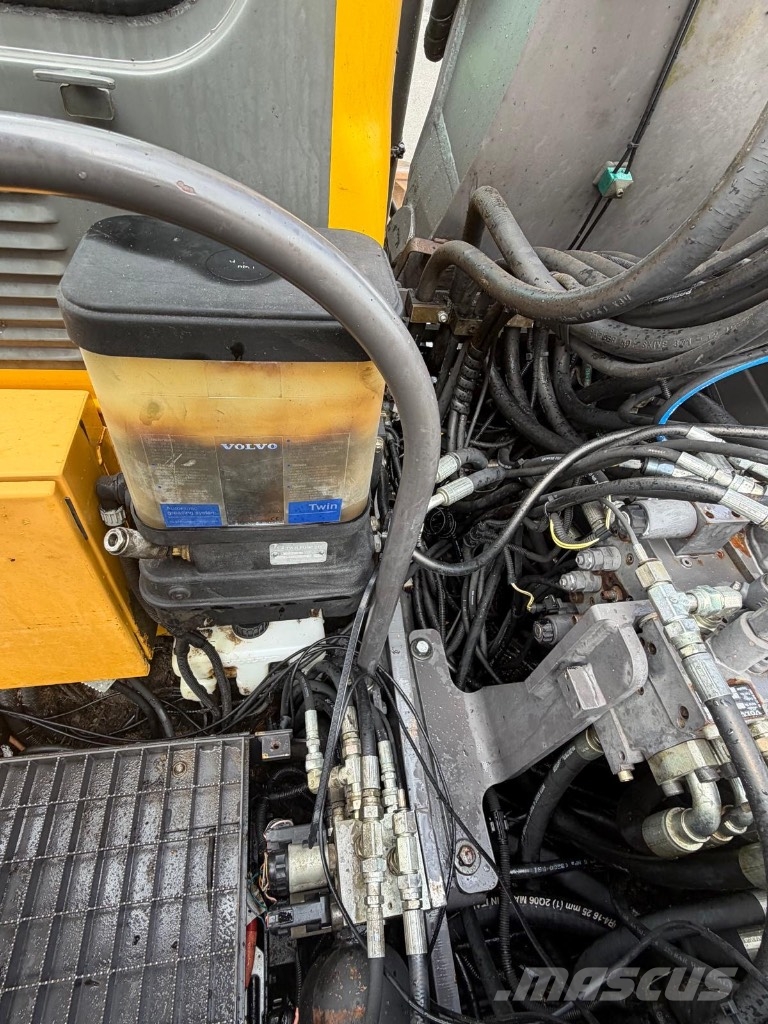 Volvo EW 140 B Bageri točkaši