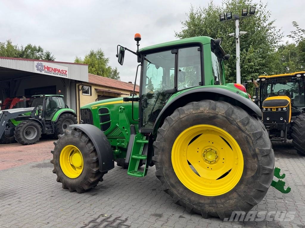 John Deere 6534 الجرارات