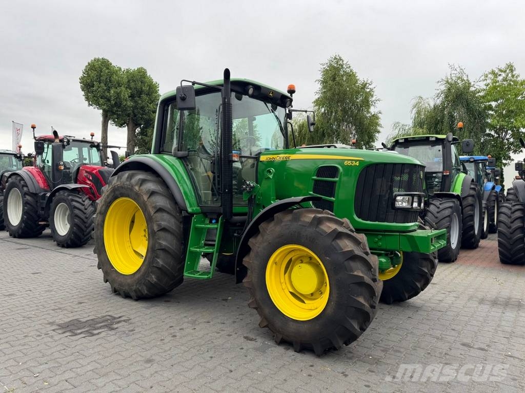John Deere 6534 TLS PowrQuad Traktori