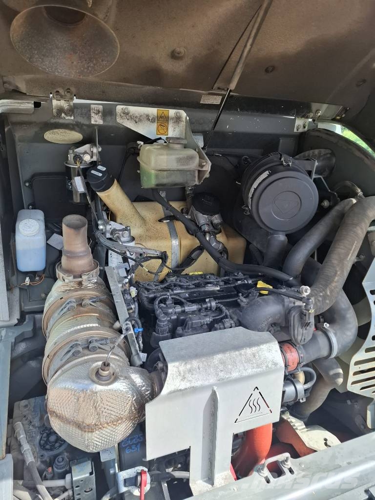 Kramer 8085 40 km/h Фронтальні навантажувачі