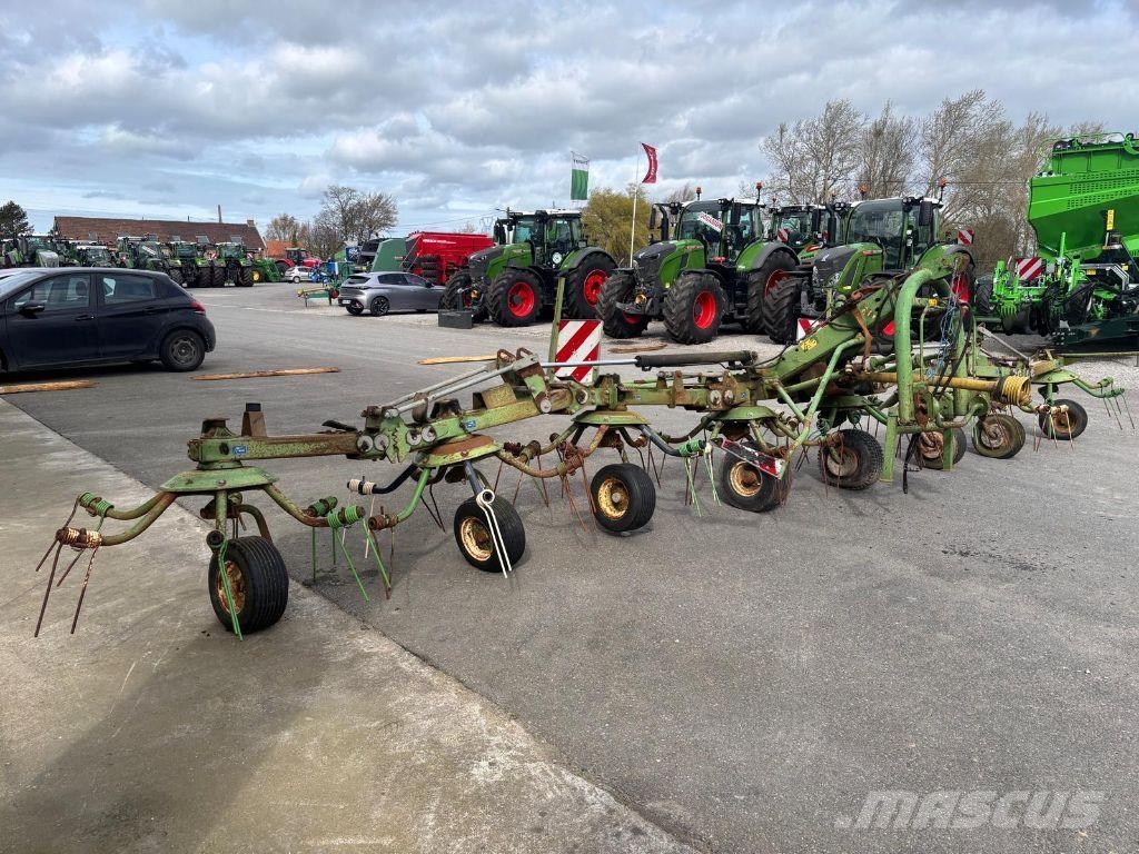 Krone Kw 8.82 Obracače a zhrabovače sena