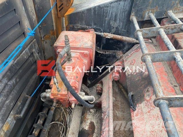 Sandvik QJ341 Jaw Crusher (Fire Damaged For Breaking) Mobile Brecher