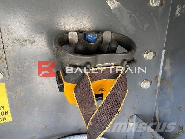 Sandvik QJ341 Jaw Crusher (Fire Damaged For Breaking) Mobile Brecher