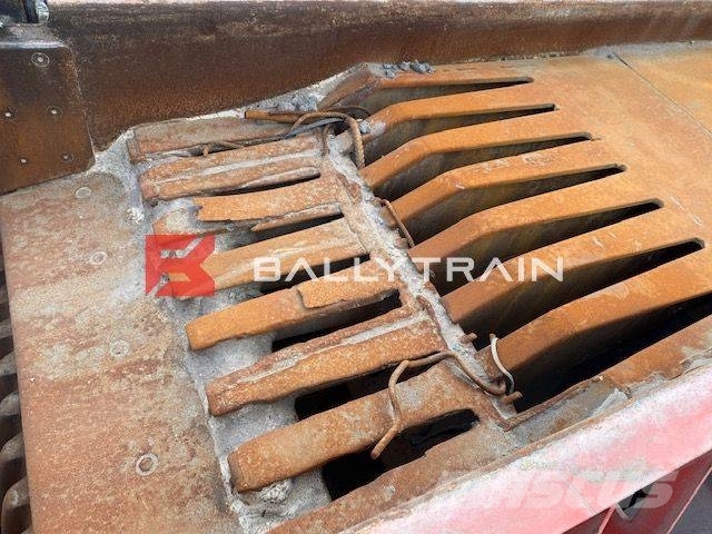 Sandvik QJ341 Jaw Crusher (Fire Damaged For Breaking) Mobile Brecher