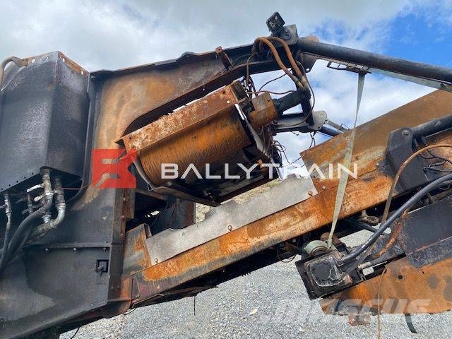 Sandvik QJ341 Jaw Crusher (Fire Damaged For Breaking) Mobile Brecher