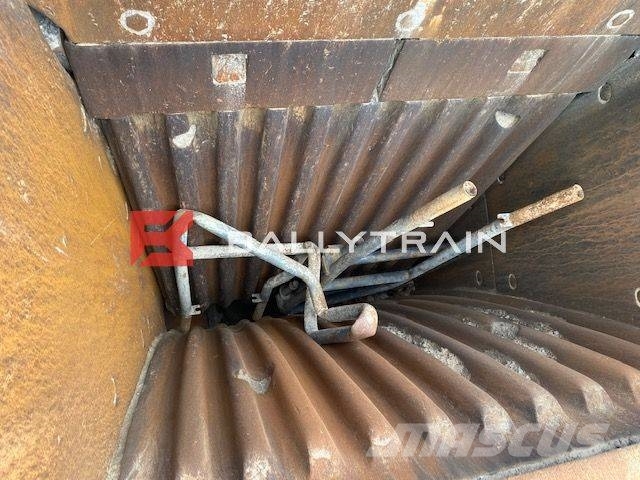 Sandvik QJ341 Jaw Crusher (Fire Damaged For Breaking) Mobile Brecher
