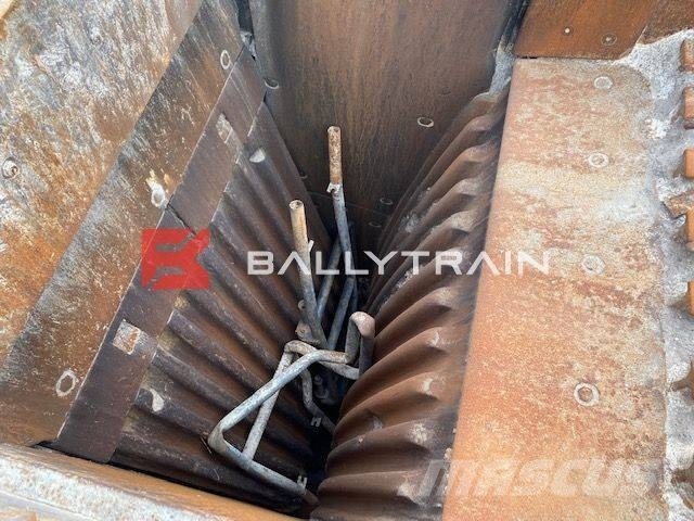 Sandvik QJ341 Jaw Crusher (Fire Damaged For Breaking) Mobile Brecher