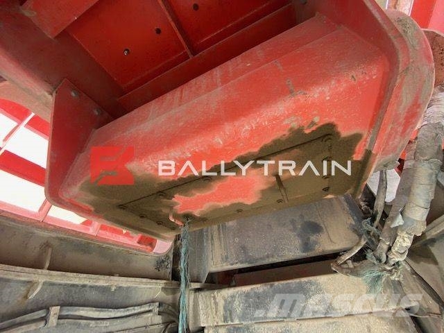 Sandvik QJ341 Jaw Crusher (Fire Damaged For Breaking) Mobile Brecher