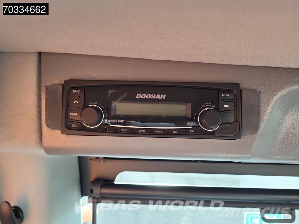 Doosan DX140 LCR-7 Doosan DX140 LCR-7 Bagri goseničarji