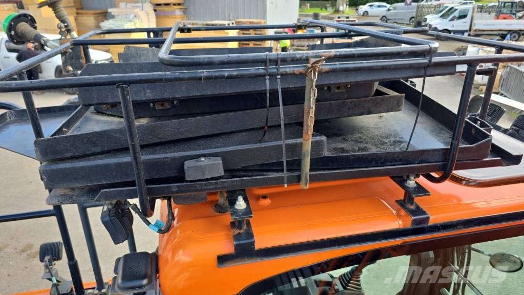 Doosan DX 140 LC Lánctalpas kotrók