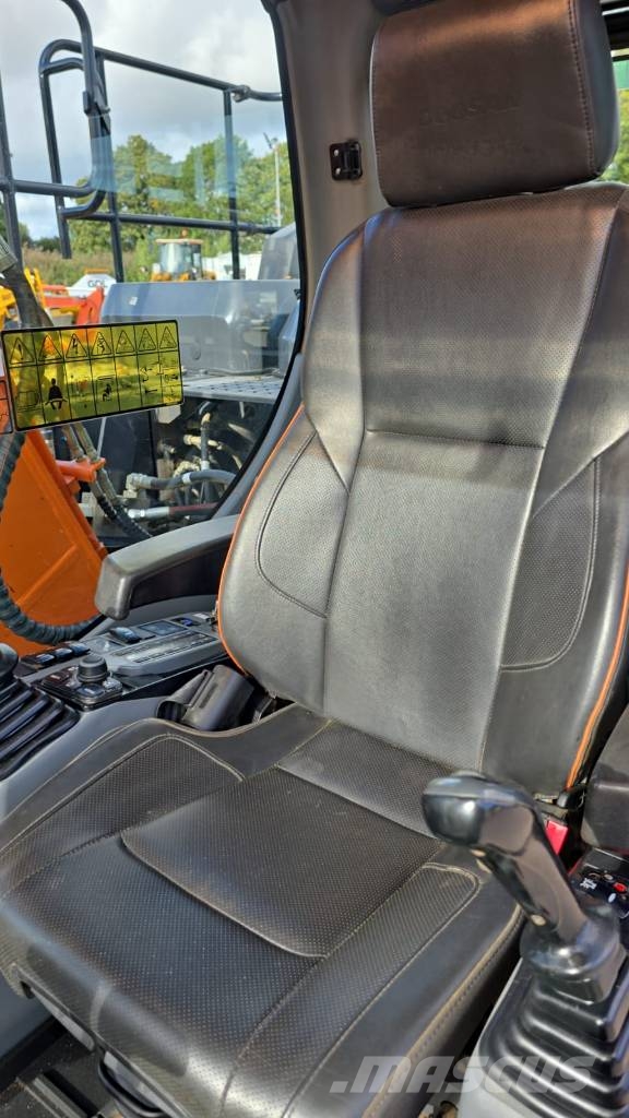 Doosan DX 140 LC Lánctalpas kotrók