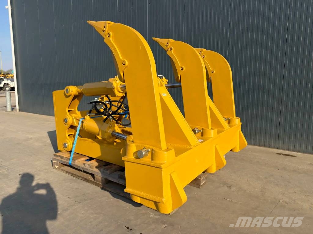 CAT D8 Multi Shank Ripper Scarificatori