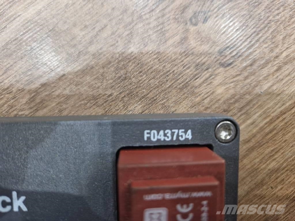 Timberjack TMC HUB F043754 电子设备