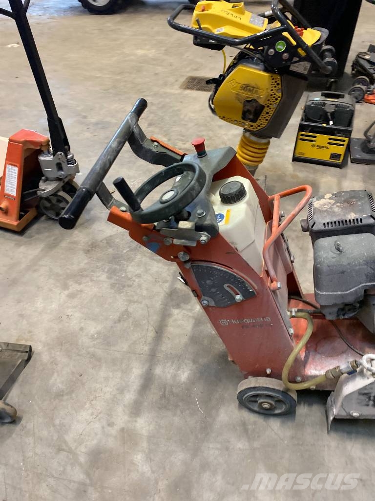 Husqvarna Fugenschneider, FS400 LV Sonstige Baumaschinen