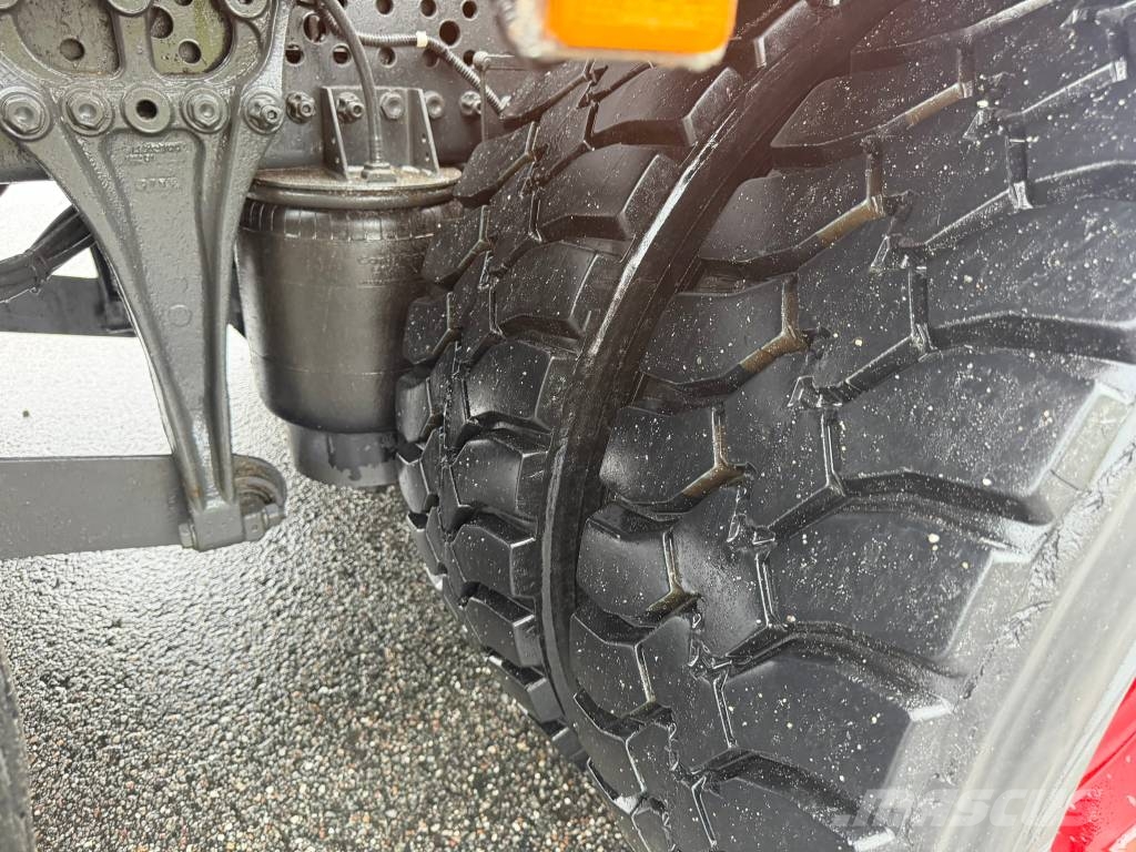 Mercedes-Benz Arcos 2546 Camiones con gancho