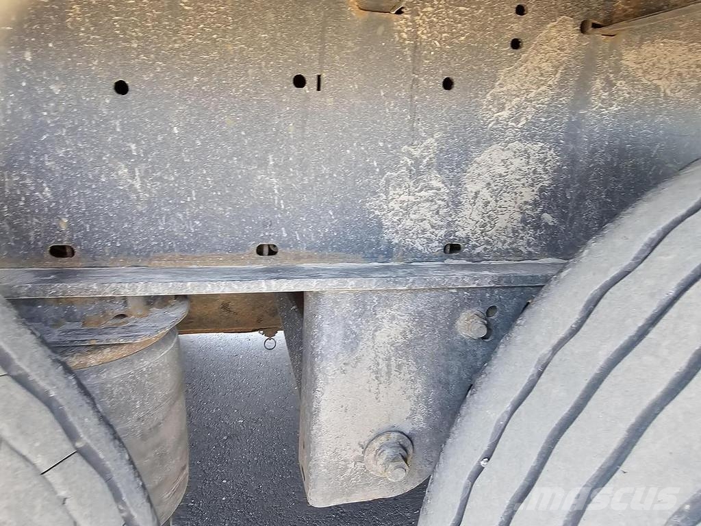Kögel SN 24 - SLIDING ROOF - COIL - MERCEDES DISC Semirremolques de caja de lona